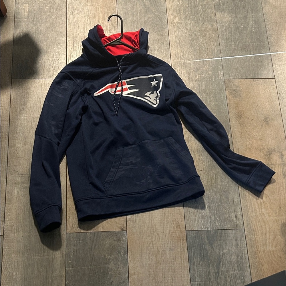 Fanatics Navy and Red Men's Hoodie- Patriots logo